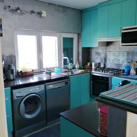 With 2 Bedrooms In With Wonderful Sea View Furnished Terrace And Wifi 100 M From The Beach *