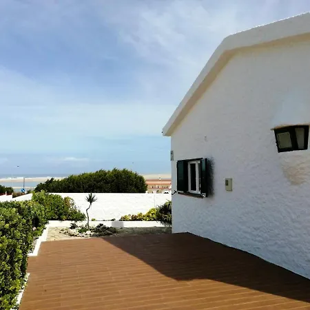 With 2 Bedrooms In With Wonderful Sea View Furnished Terrace And Wifi 100 M From The Beach * Óbidos